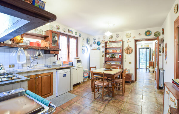 Holiday Home - Calvi Dell'umbria , Italy - IUS015 6