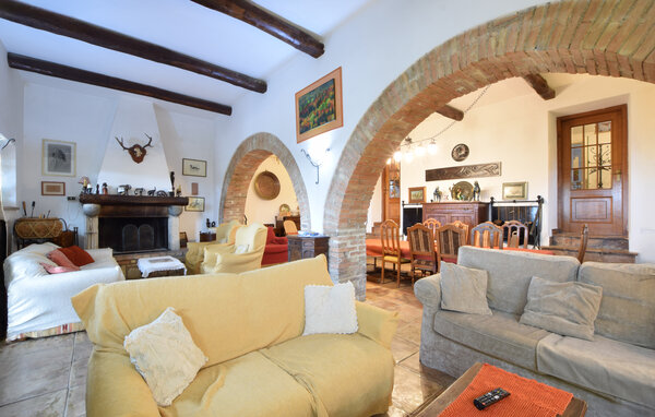Holiday Home - Calvi Dell'umbria , Italy - IUS015 302