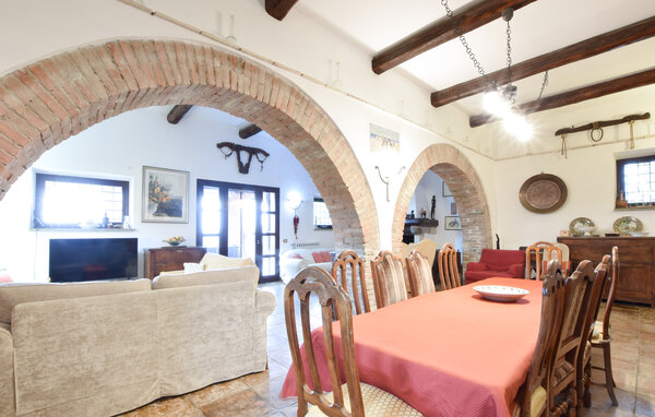 Holiday Home - Calvi Dell'umbria , Italy - IUS015 303