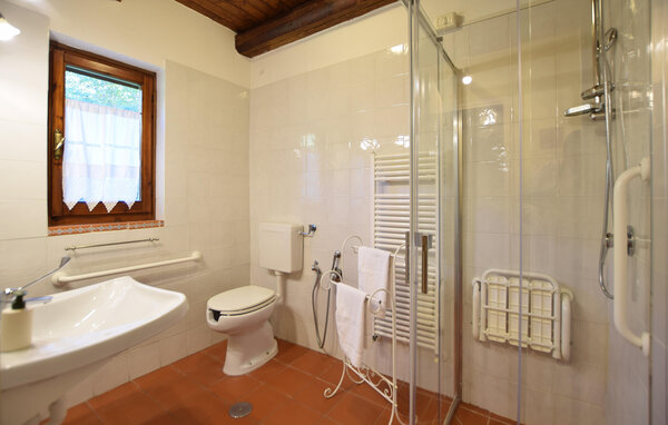 Semesterhus - Ferentillo , Italien - IUS016 702