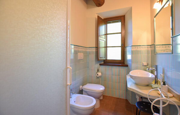 Semesterhus - Ferentillo , Italien - IUS016 706