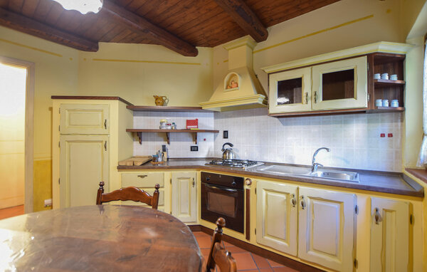 Semesterhus - Ferentillo , Italien - IUS016 6