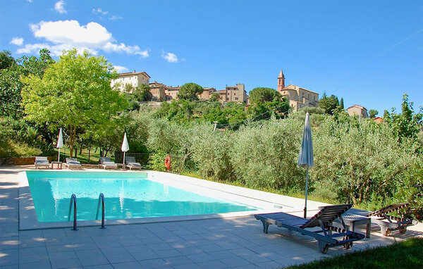 Casa vacanze - Paciano , Italia - IUT007 1