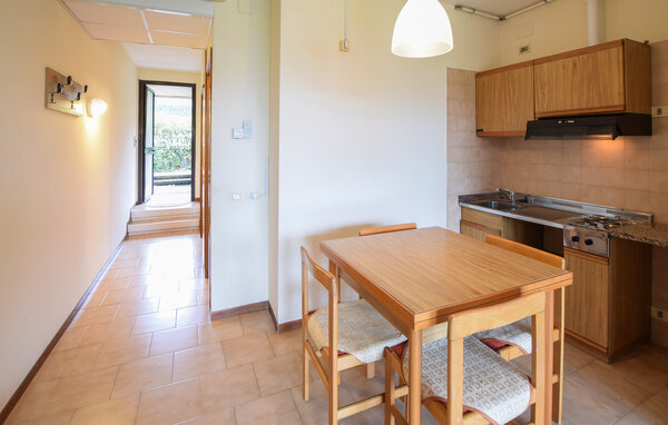 Semesterlägenhet - San Feliciano , Italien - IUT010 402