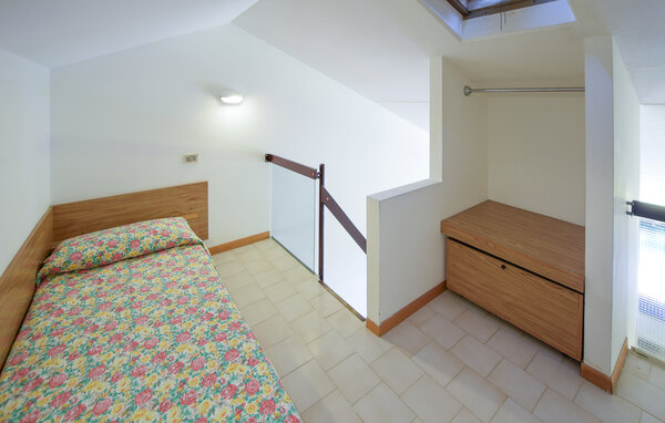 Semesterlägenhet - San Feliciano , Italien - IUT011 603