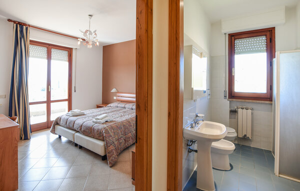 Apartamento - Tuoro sul Trasimeno , Italia - IUT017 604