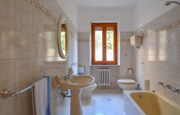Semesterlägenhet - San Feliciano , Italien - IUT021 701