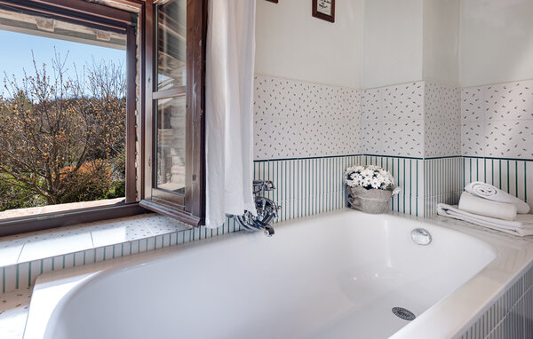 Casa vacanze - Magione , Italia - IUT036 704