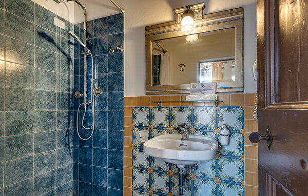 Casa vacanze - Magione , Italia - IUT036 705