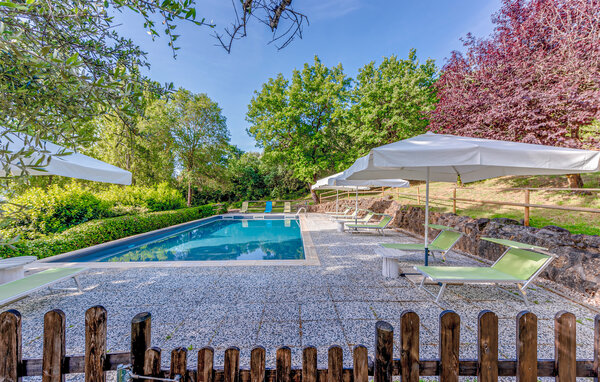 Casa vacanze - Magione , Italia - IUT036 12