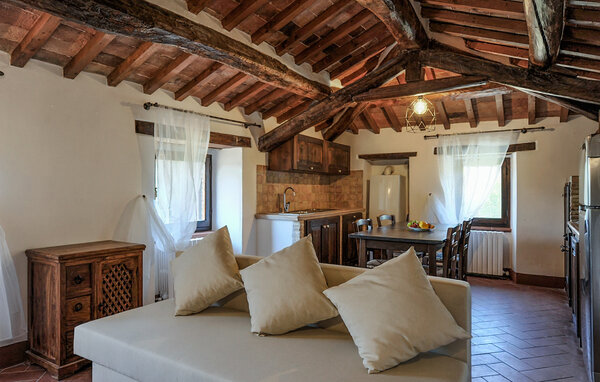 Appartamento - Tuoro sul Trasimeno , Italia - IUT040 301