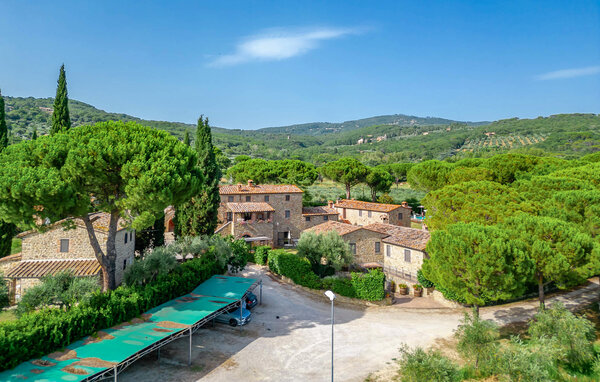 Appartamento - Tuoro sul Trasimeno , Italia - IUT040 81