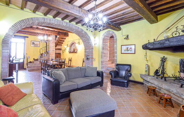 Domy wakacyjne - Magione , Wlochy - IUT041 302