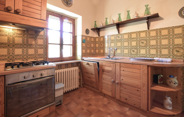 Vakantiehuis - Magione , Italië - IUT043 402