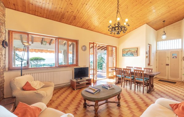 Casa de vacaciones - San Feliciano , Italia - IUT248 301