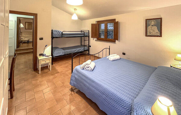 Feriehus - San Feliciano , Italia - IUT257 605