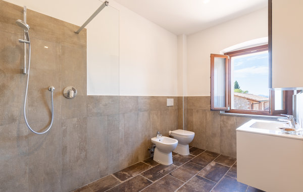 Domy wakacyjne - Passignano sul Trasimeno , Wlochy - IUT266 701
