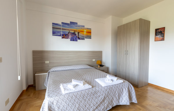Domy wakacyjne - Passignano sul Trasimeno , Wlochy - IUT273 607