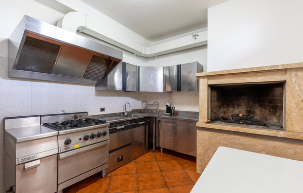Domy wakacyjne - Passignano sul Trasimeno , Wlochy - IUT273 404