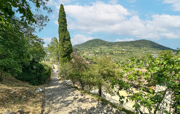 Apartamento - Arquà Petrarca , Italia - IVC022 901