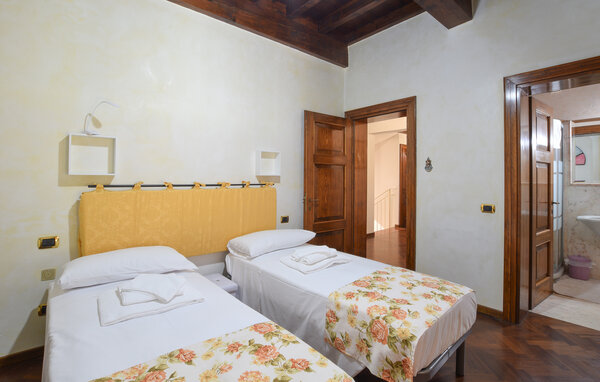 Holiday Home - Lago di Garda-Goito , Italy - IVC024 604