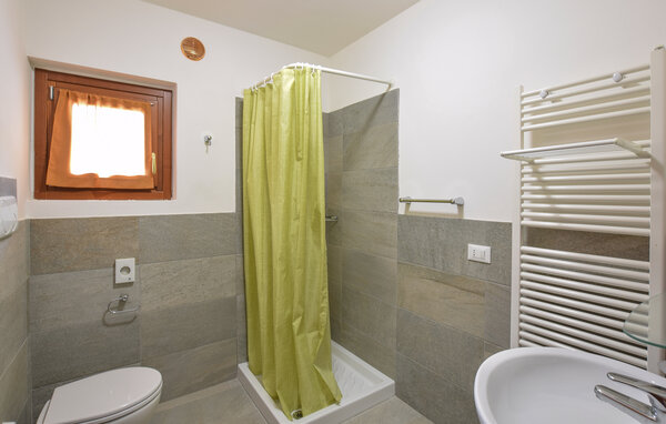 Apartamento - Pezzoro , Italia - IVG005 704