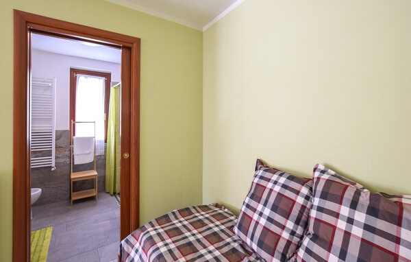 Apartamento - Pezzoro , Italia - IVG005 606