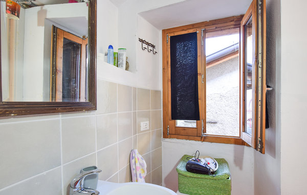 Casa vacanze - Pezzoro , Italia - IVG523 701