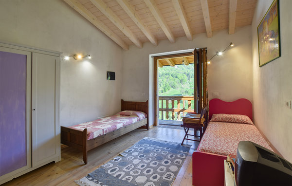 Casa vacanze - Pezzoro , Italia - IVG523 602