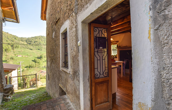 Casa vacanze - Pezzoro , Italia - IVG523 81