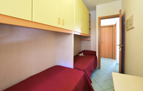 Apartment - Rosolina Mare , Italy - IVK016 606