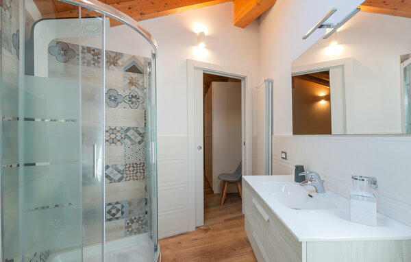 Casa vacanze - Albagnano di Bee , Italia - IVM228 702