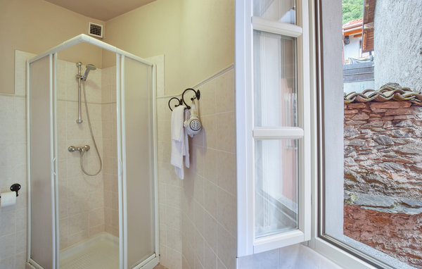 Apartment - Miasino , Italy - IVO129 701