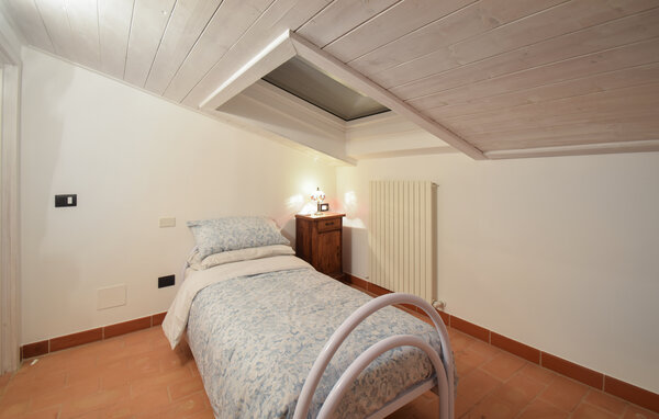 Feriehus - Morro d'Oro , Italia - IZC031 603