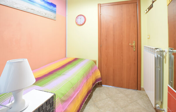 Apartamento - Roccaspinalveti , Italia - IZK005 604