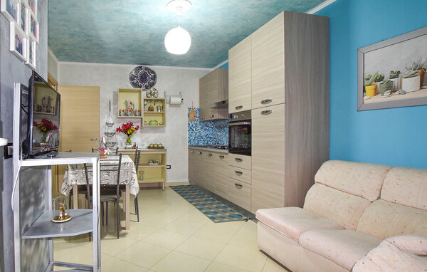Apartamento - Roccaspinalveti , Italia - IZK005 401