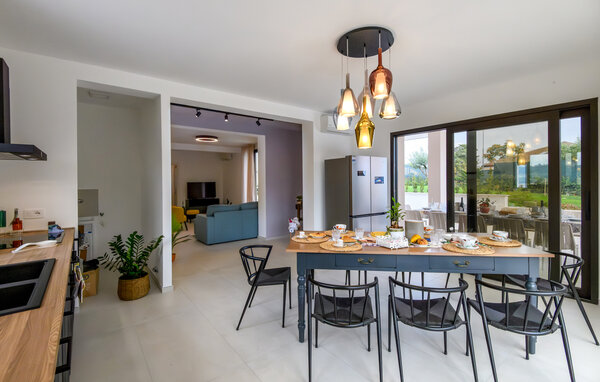 Holiday Home - Colonnella , Italy - IZK010 4