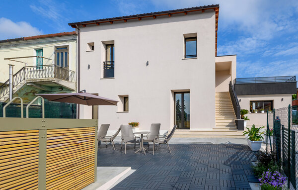 Holiday Home - Colonnella , Italy - IZK010 105