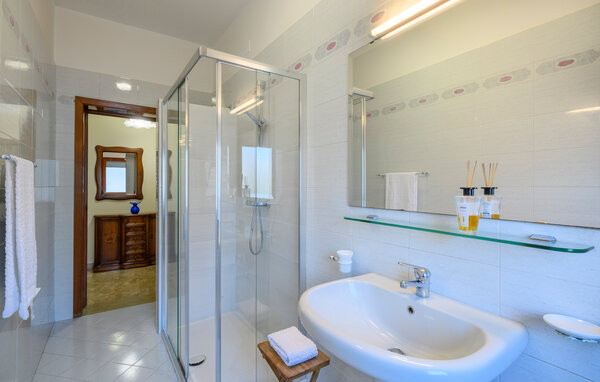 Ferienwohnung - Alba Adriatica , Italien - IZK022 701
