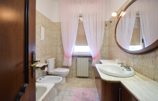 Apartament - San Benedetto del Tronto , Wlochy - IZK028 701