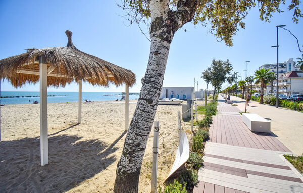 Apartament - Martinsicuro , Wlochy - IZK030 901