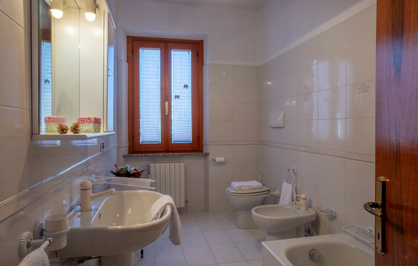 Holiday Home - Sant'Egidio alla Vibrata , Italy - IZK253 702