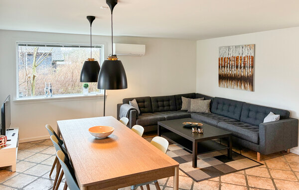 Semesterhus - Hummingen , Danmark - K10714 3