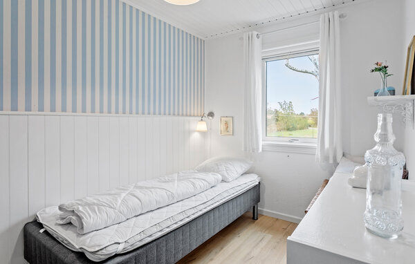 Semesterhus - Hummingen , Danmark - K10822 605