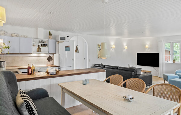 Semesterhus - Hummingen , Danmark - K10822 401