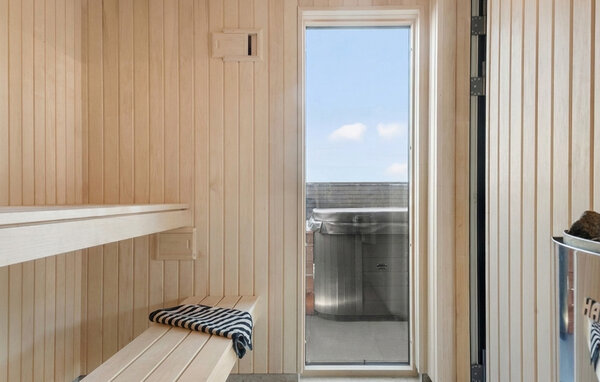 Semesterhus - Marielyst Strand , Danmark - K11115 801