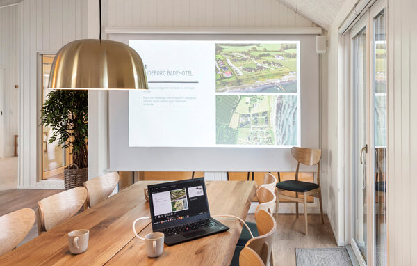 Semesterhus - Marielyst Strand , Danmark - K11115 404