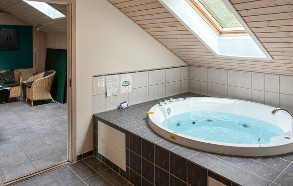 Semesterhus - Marielyst , Danmark - K12057 7