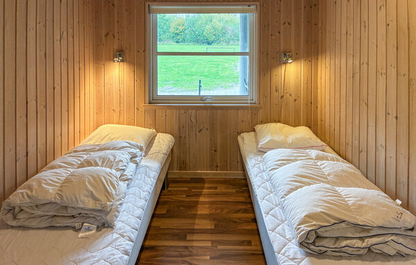 Semesterhus - Marielyst , Danmark - K12057 604