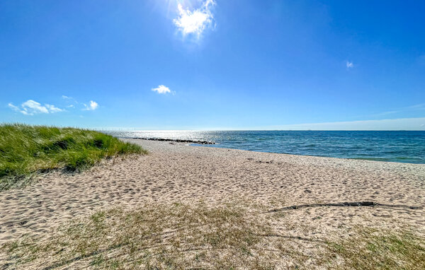 Semesterhus - Marielyst , Danmark - K12115 901